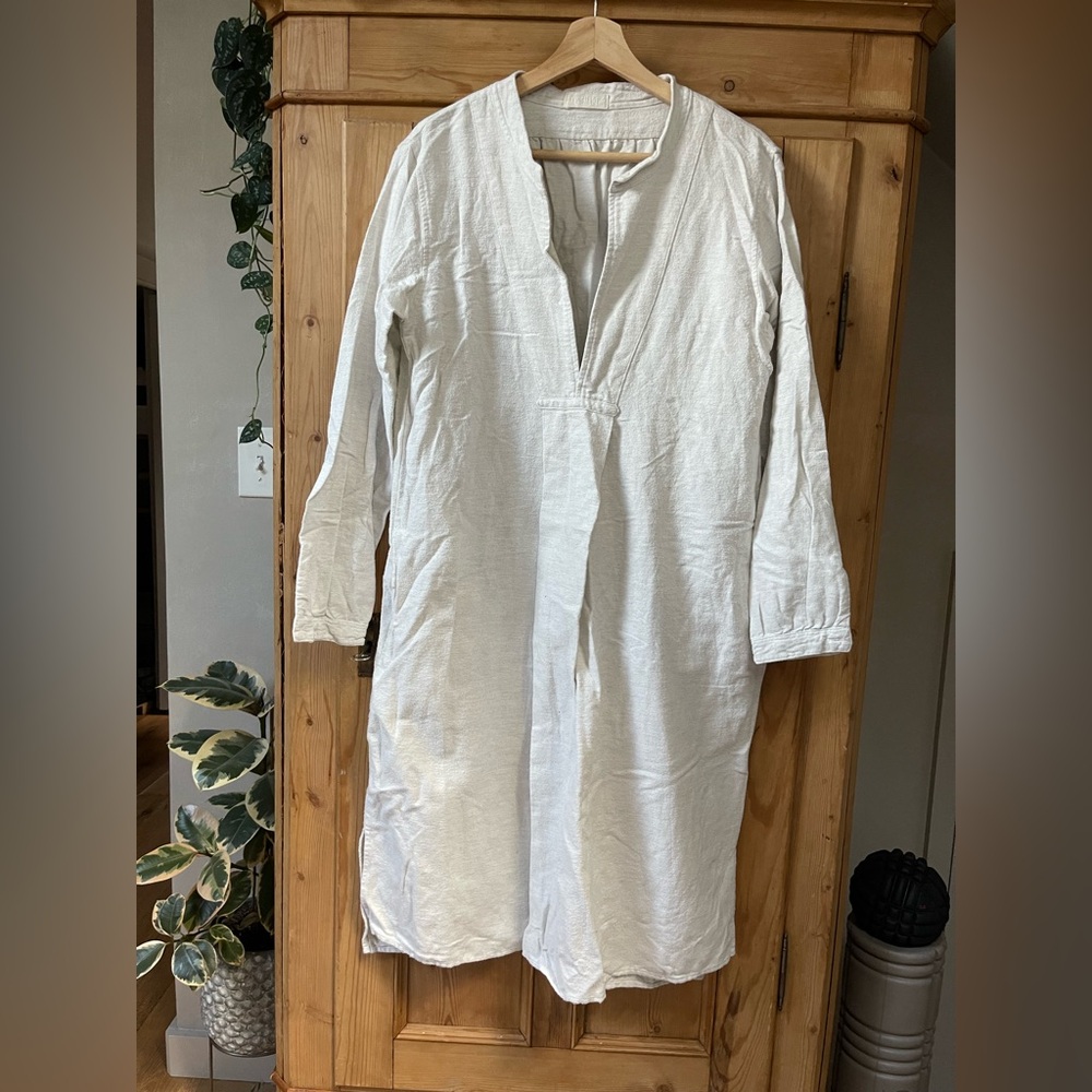 CP Shades Cream Long-Sleeve tunic
